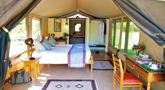 Voyager Ziwani Tented Camp, Book Vacation Home Hotels in Coast Region with Breakfast, Breakfasts