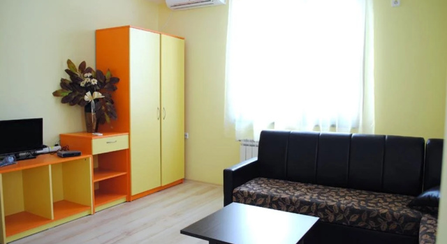 Hotel Kantona, Забронировать Отель Отели Силистренская области с бассейном, Бассейн