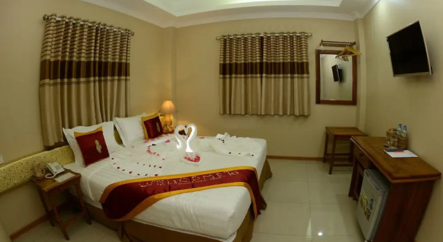 Bagan Comfort Hotel, Book Hotel Nyaung-U Mandalay Region