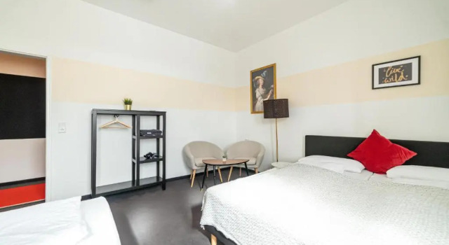Номер Classic FULL HOUSE Hotel Nürnberg - shared bath & kitchen