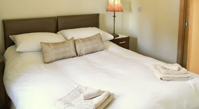 Luxury Cart Lodge set on the farm which featured in the 'Darling Buds of May', Reserva ahora Agroturismo Ashford Kent