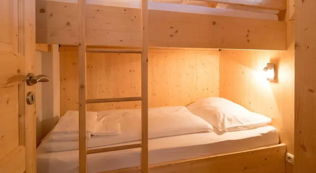 Chalet in Turracher Hohe Near Ski Slopes, Забронировать Шале Отели Туррахер-Хёэ с парковкой, рядом с Горнолыжный подъемник Оттифантенлифт, Парковка