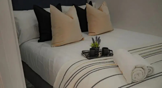 Двухместная студия Superior Spire Accommodations Ltd.