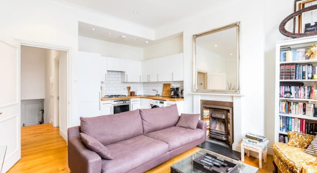 Bright and Spacious Notting Hill Nest