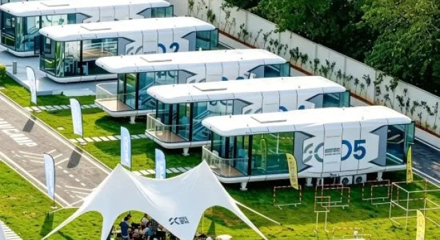 Star Cabin Flight Camp Resort Hotel (Luoyang Museum)