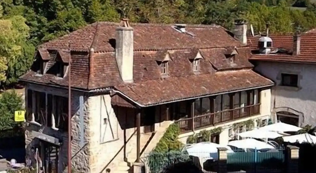 Hotel Victor Hugo, Book Hotel Saint-Cere 
