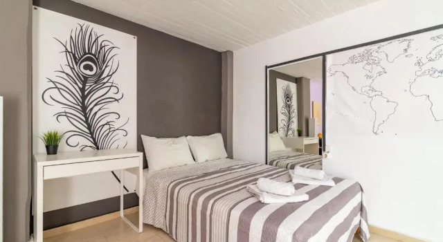 Loft Style Central Studio Large Terrace 100Mbps, Rezerwuj Hotel Hotele w Retimno z parkingiem, Parking