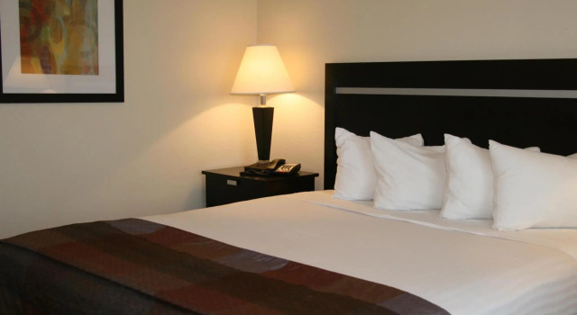 Номер Standard Best Western Luxury Inn