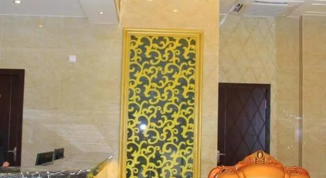 Helen Hotel Chengdu Xindu Branch, Varaa Hotelli Hotellit Sichuan pysäköinnillä, Pysäköinti