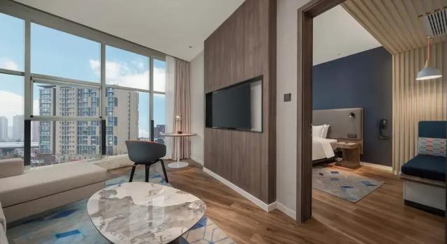 Люкс Holiday Inn Express Zhengzhou Guancheng by IHG