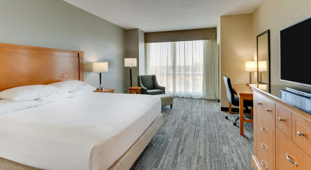 Номер Deluxe Drury Inn & Suites Orlando near Universal Orlando Resort