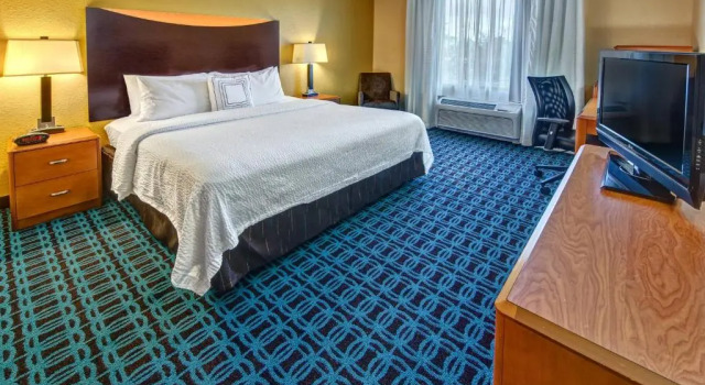 Номер Standard Fairfield Inn and Suites by Marriott Naples