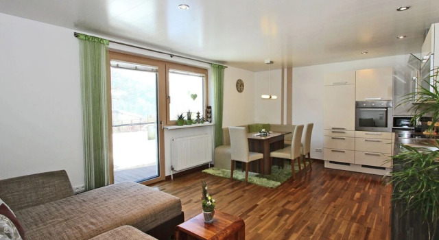 Modern Apartment in Vandans With Terrace, Prenota Appartamento Hotel a Vorarlberg con parcheggio, Parcheggio