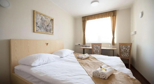 Апартаменты S Hotel - Simple City Centre Stay