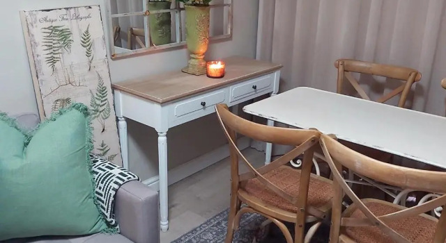 7 on Connor - Luxury Family Cottage, Забронировать Дом для отпуска Отели Фри-Стейт с парковкой, Парковка