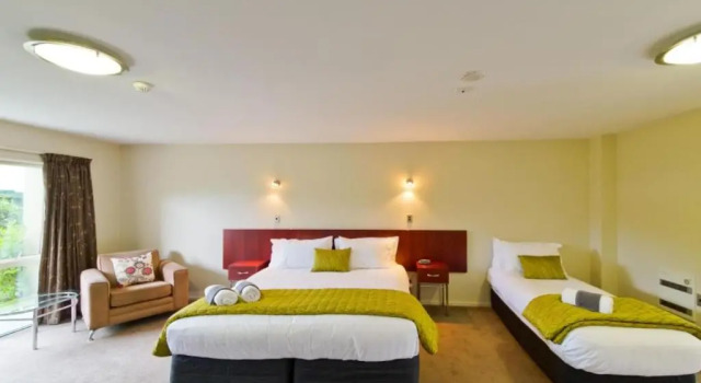Студия Executive ASURE Avenue Motor Lodge