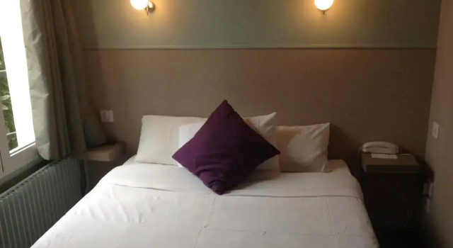 Buc Lounge Hotel, Book Hotel Buc Yvelines