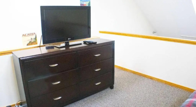Premier Condo completely renovated Highridge C8, Varaa Hotelli Hotellit New England uima-altaalla, Uima-allas