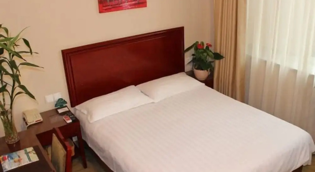 GreenTree Inn Hefei XiYou Road Hotel, Prenota Hotel Hotel a Anhui con parcheggio, Parcheggio