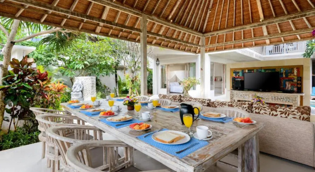 Вилла Adinda Balangan Beach Villa