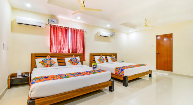 Номер Standard FabHotel Sri Krishna Residency