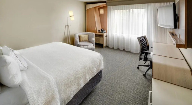 Номер Standard Courtyard St. Louis Airport/Earth City