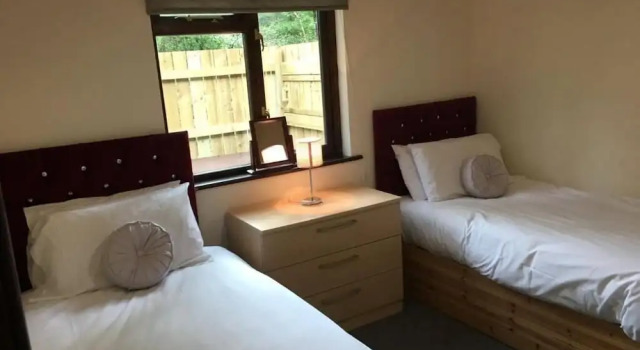 Bluebell 16 with Hot Tub, Забронировать Дом для отпуска Кармартен Carmarthenshire