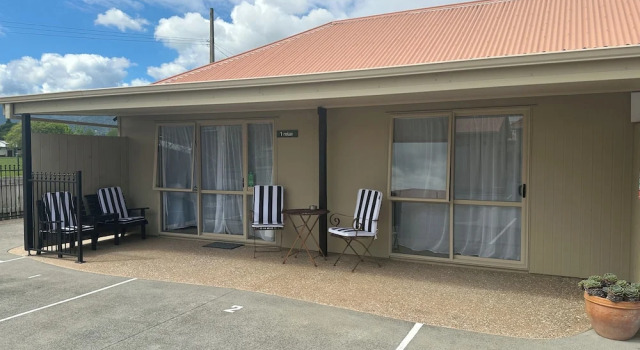 Люкс Premium c 1 комнатой The Olive Motel