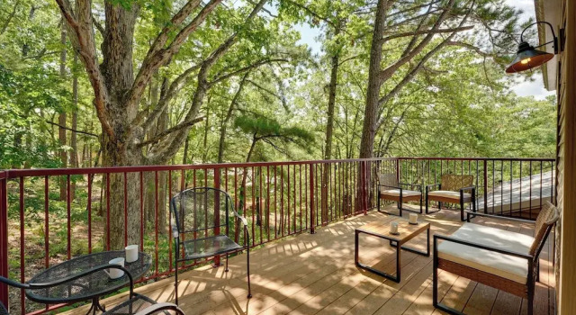 Коттедж 3 Mi to Table Rock Lake: Cozy Cabin in the Woods!