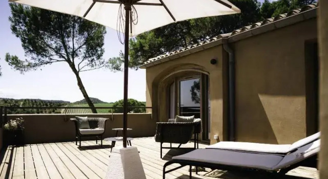 Люкс c 1 комнатой с частичным видом на море Château LHospitalet Wine Resort Beach & Spa