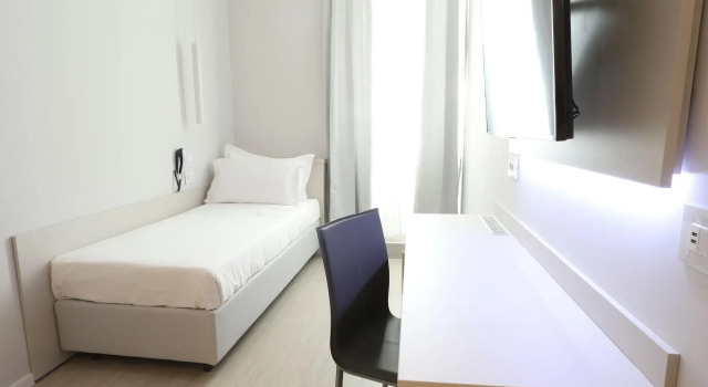 Cadorna Luxury Hotel, Book Hotel Milan City Centre Milan, near Sant'Ambrogio