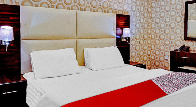 Апартаменты с 2 комнатами OYO 605 Tafwij Hotel