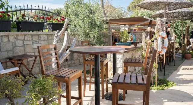 Seferihisar VillaSeferis (Adult Only +16), Reserva ahora Hotel Seferihisar İzmir