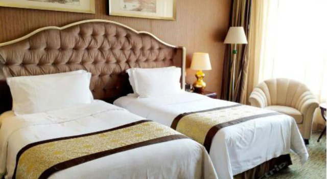 Yulong International Hotel, Забронировать Отель Пекин район Пекина, рядом с Центральная телебашня Китая