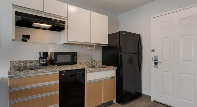 Двухместный номер для гостей с ограниченными возможностями MainStay Suites Denver Tech Center