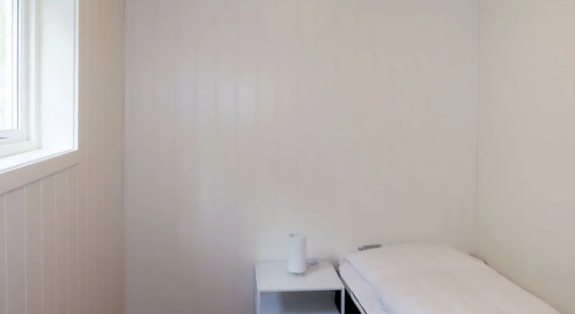 Brosme (FJH103), Rezerwuj Hotel Bomlo Vestland