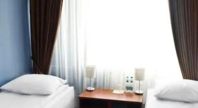 Hotel KORONA, Book Hotel Łuków 