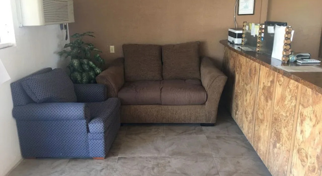 Palm Shadow Inn, Забронировать Отель Индио Coachella Valley, рядом с Indian Springs Golf &amp; Country Club