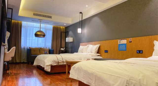 Люкс Jingjing Light Luxury Hotel (Mingshi Branch)