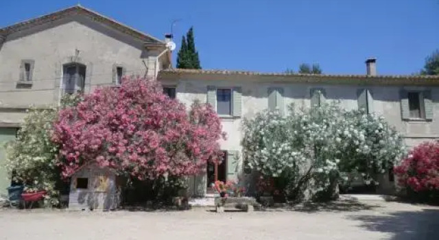 Mas dAuzières, Book Hotel Saint-Gilles Camargue