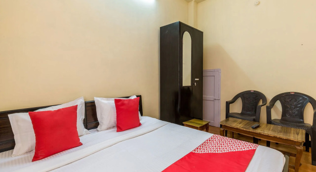OYO 12685 Home 2BHK Hill View Sankat Mochan