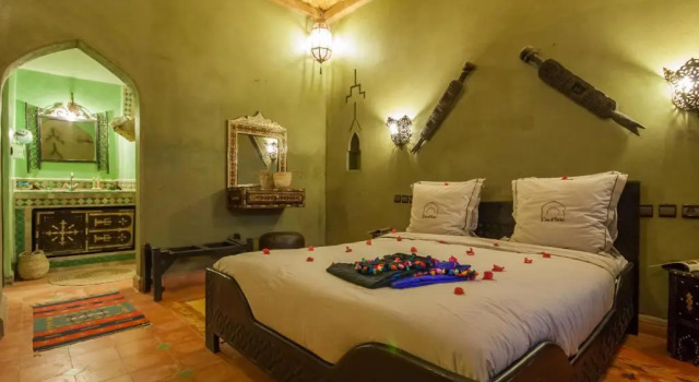 Номер Deluxe Chez Le Pacha - Authentic Sahara Hotel Mhamid