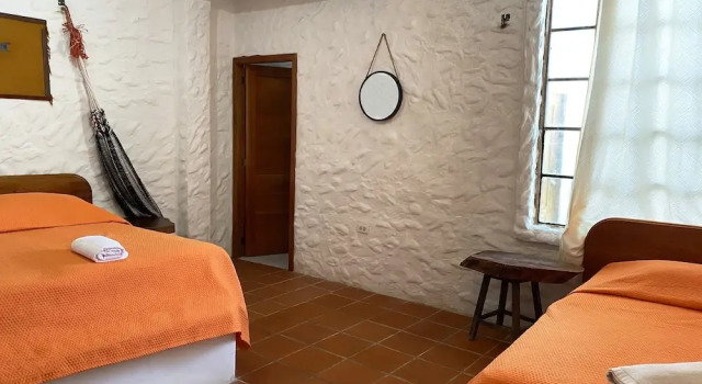 Hostal Galapagos by Bar de Beto, Забронировать Хостел Пуэрто-Вильямиль Galápagos