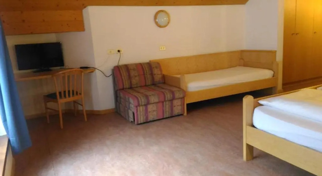 Трёхместный номер Standard с видом на сад Hotel Casa Alpina - Alpin Haus