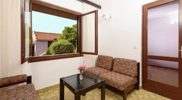 Apartments Medena budget