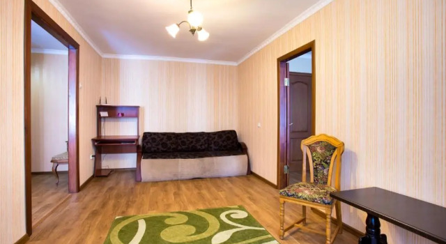 Apartment on Prospekt Lenina 71a, Prenota Appartamento Hotel a Nikolayev con parcheggio, Parcheggio