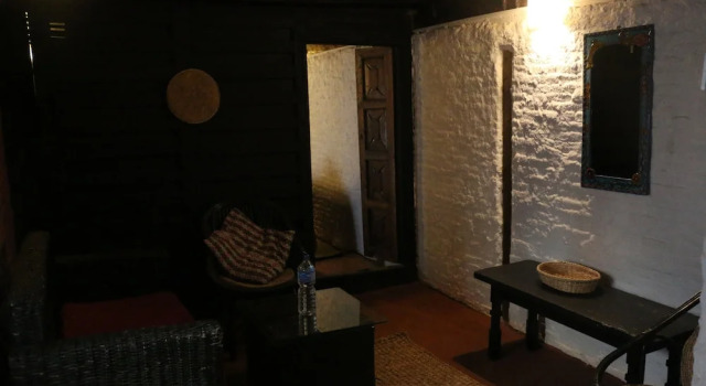 Трёхместный номер Deluxe c 1 комнатой Hira Guest House