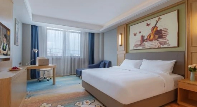 Люкс Deluxe Vienna International Hotel
