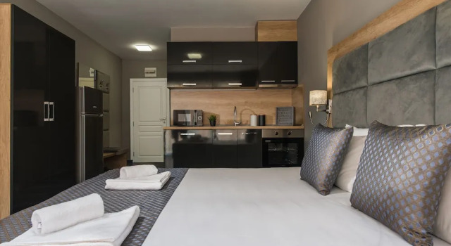 Marina Beach Apartments