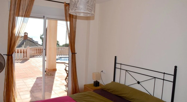 House With 4 Bedrooms in El Campello, With Wonderful sea View, Private